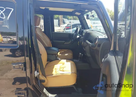 2018 Jeep Wrangler Jk Unlimited Golden Eagle 4X4 из США, поврежденный, VIN 1C4BJWDG3JL879722